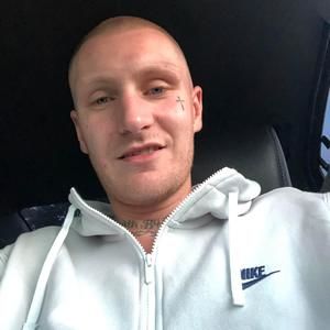 Meet your Posher, Aaron